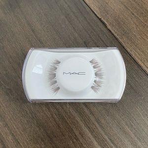 M·A·C Lashes | 43